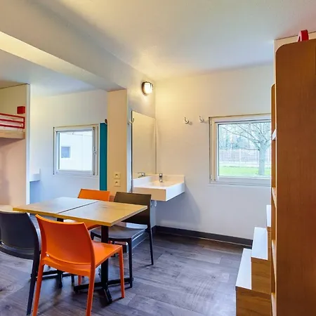 Hotelf1 Porte De Chatillon Hotel