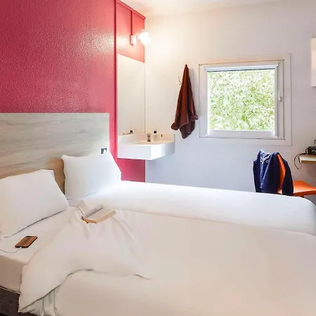 Hotelf1 Porte De Châtillon Hotel