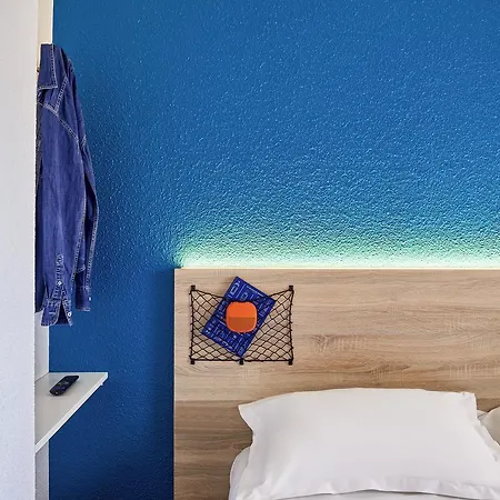 Hotell Hotelf1 Porte De Chatillon *