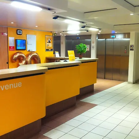 Hotell Hotelf1 Porte De Chatillon *