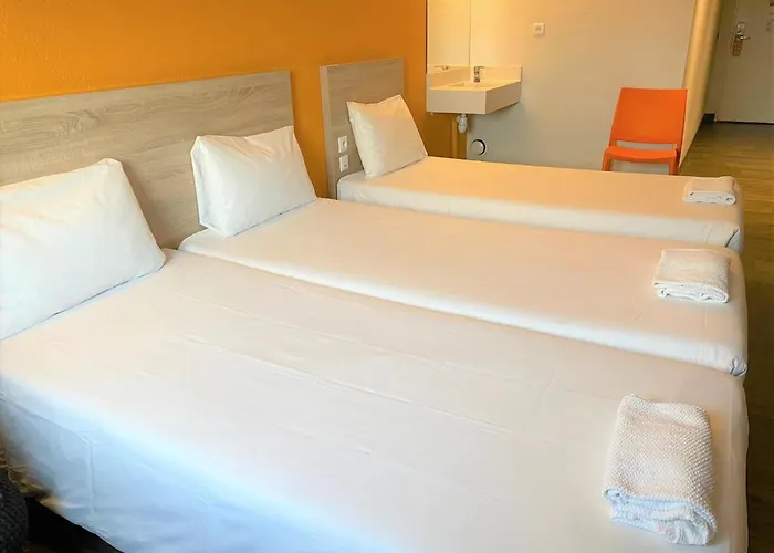 Hotelf1 Porte De Chatillon Hotel *