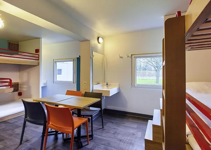 Hotelf1 Porte De Châtillon Hotel *