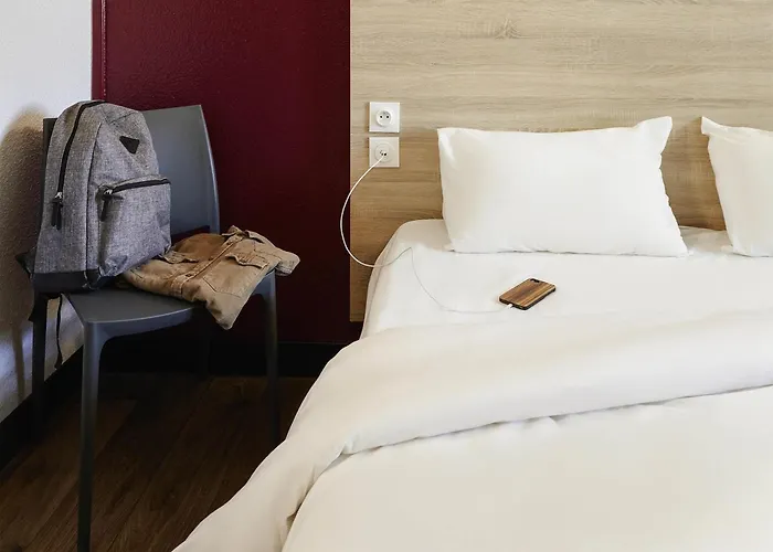 Hotelf1 Porte De Châtillon Hotel Paris