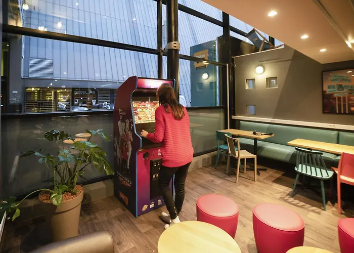 Hotelf1 Porte De Châtillon