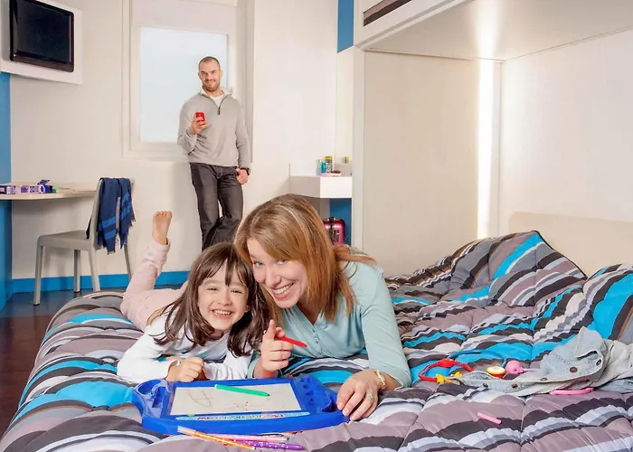 ホテルf1 ポルト ドゥ シャティヨン ホテル