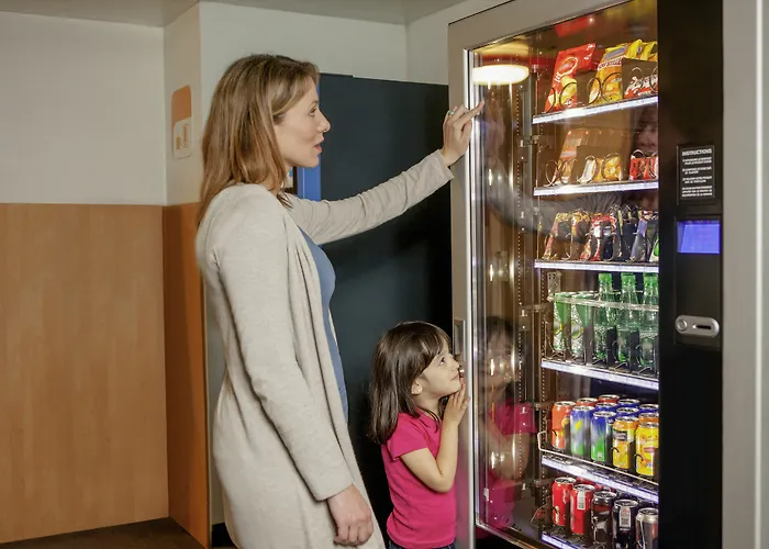 Hotelf1 Porte De Châtillon Hotel