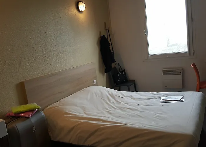 Hotelf1 Porte De Chatillon Hotel *