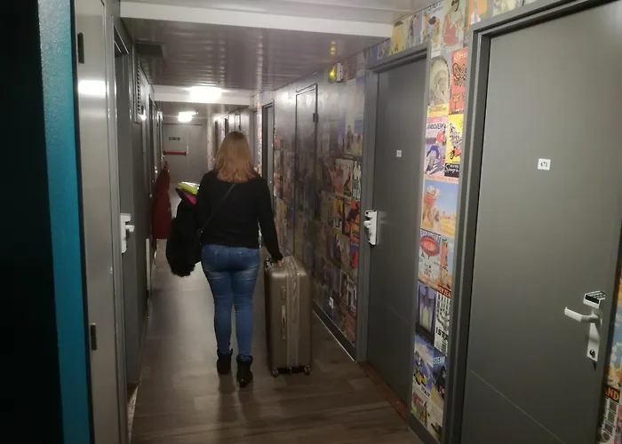 호텔 호텔f1 포르트 드 샤티옹 *