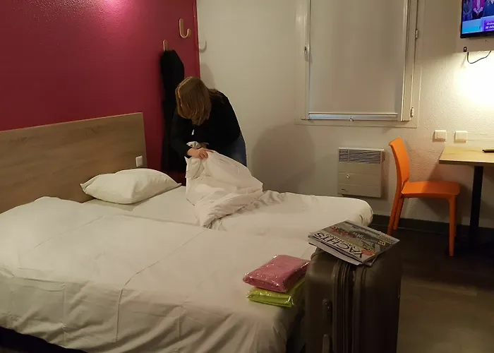 Hotelf1 Porte De Châtillon Hotel *