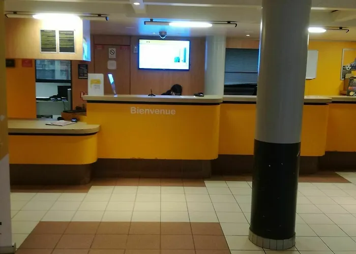 Hotelf1 Porte De Chatillon Παρίσι