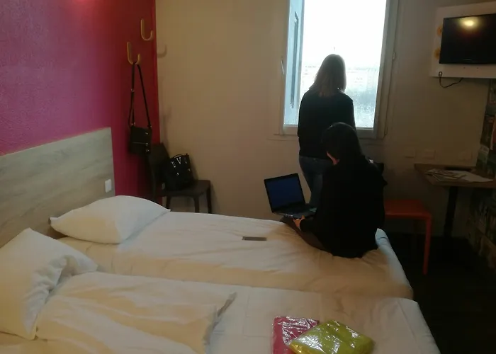 Hotelf1 Porte De Châtillon Hotel