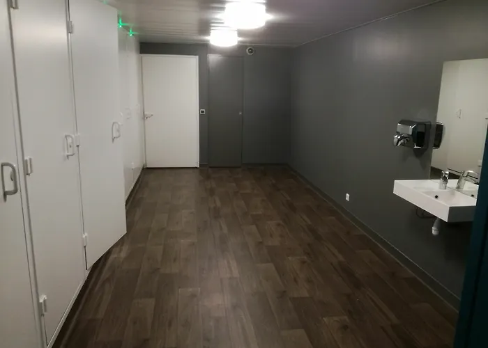 Hotelf1 Porte De Châtillon Hotel *