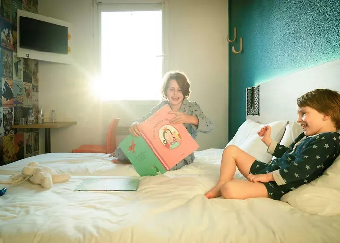 ホテル ホテルf1 ポルト ドゥ シャティヨン *