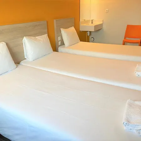 巴黎沙蒂永门f1酒店 酒店 *