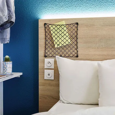 巴黎沙蒂永门f1酒店 巴黎