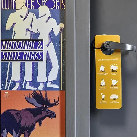 巴黎沙蒂永门f1酒店 *