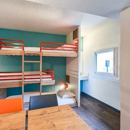 巴黎沙蒂永门f1酒店 * 巴黎