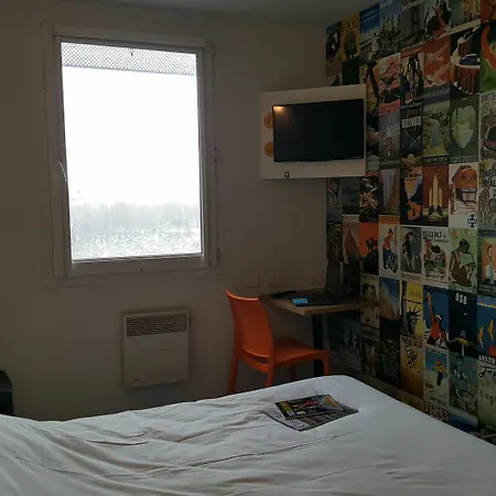 巴黎沙蒂永门f1酒店 * 巴黎