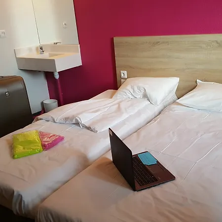 巴黎沙蒂永门f1酒店