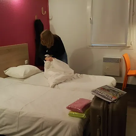 Hotelf1 Porte De Châtillon Hotel *