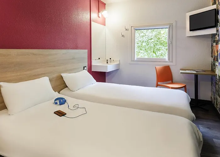 Hotelf1 Porte De Chatillon Hotel Paris